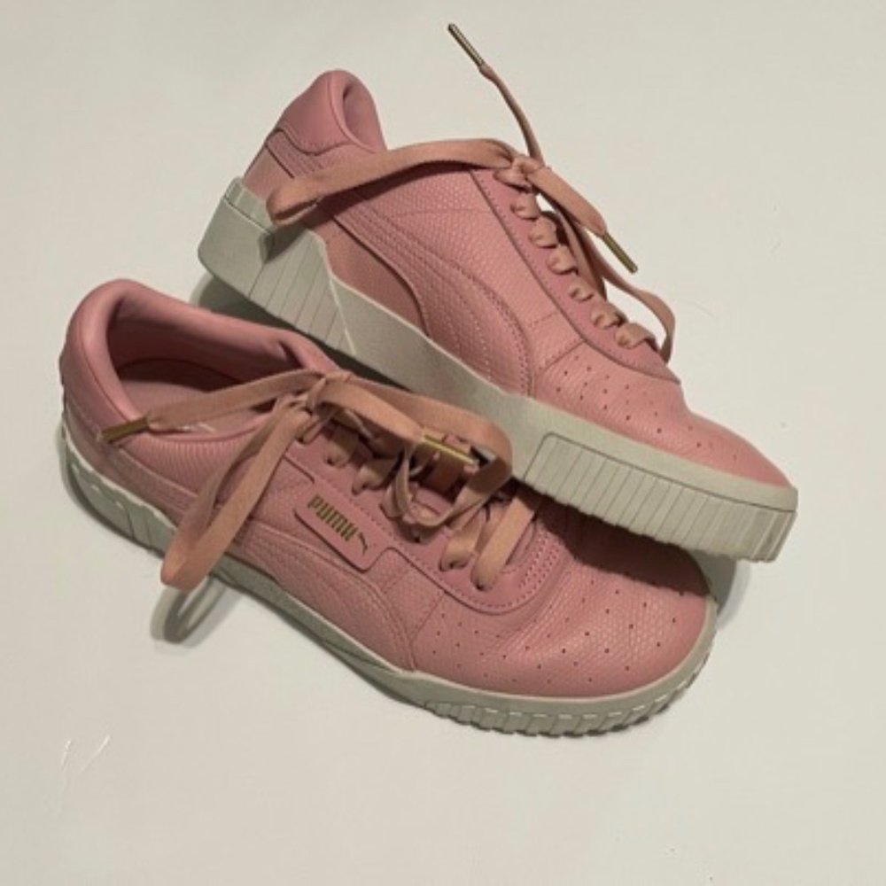 Puma Women's Low- Top Sneakers- Brand New-Size 9.5